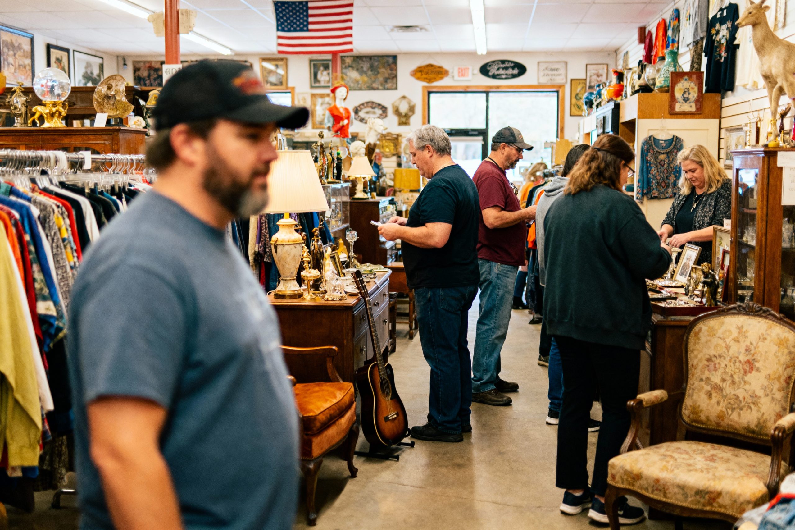 thrift stores milwaukee